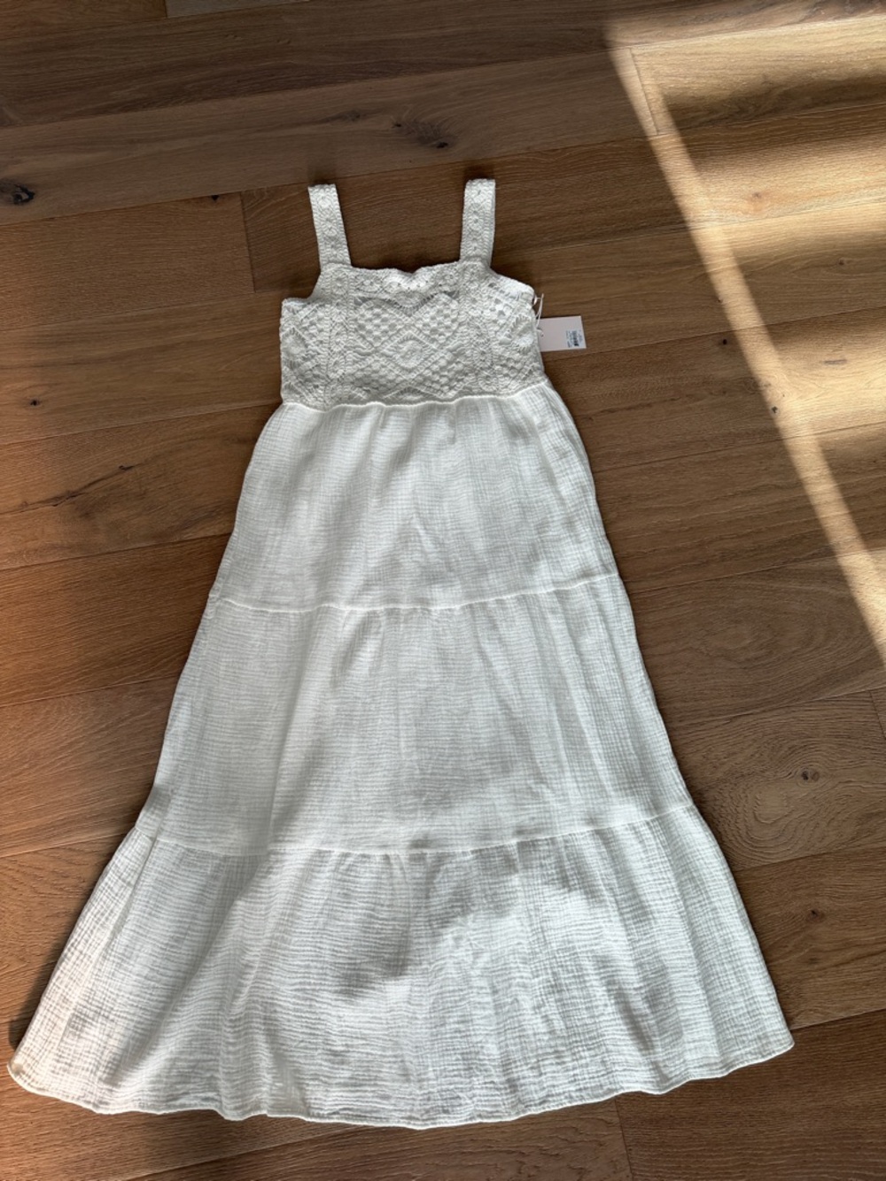 LC Lauren Conrad White Maxi Dress